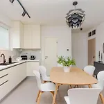 Sea View Garden شقة