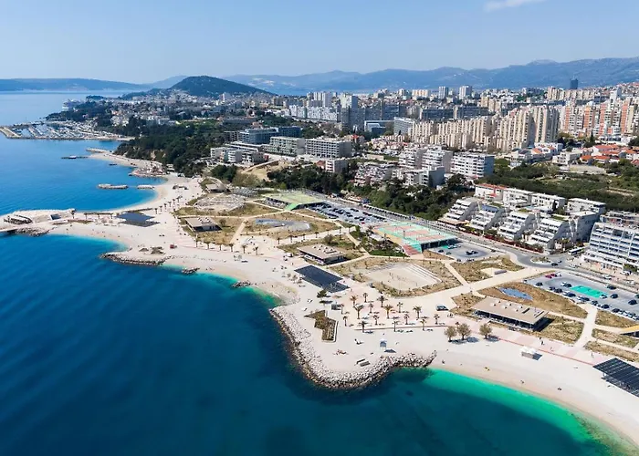 Sea View Garden Apartment